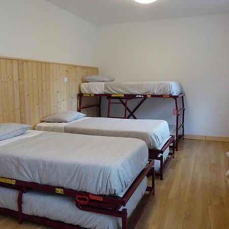 Camping Selva de Oza Valle de Hecho Exterior foto